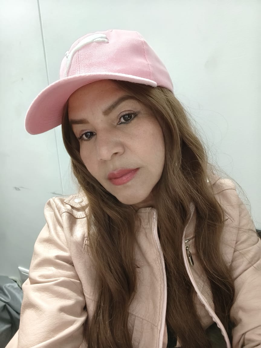 Clara L Brito L